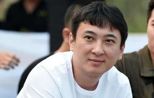 肖战吃瓜娱乐圈完整,幕后真相与精彩瞬间 第2张 肖战吃瓜娱乐圈完整,幕后真相与精彩瞬间 第2张