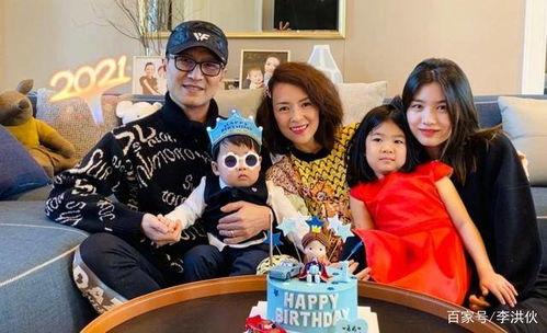 韩国娱乐圈吃瓜爆料视频,独家爆料视频带你直击娱乐圈幕后风云