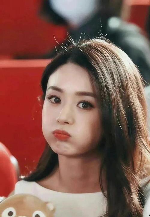 娱乐圈女星吃瓜日常小说,明星们的甜蜜瓜田 第2张 娱乐圈女星吃瓜日常小说,明星们的甜蜜瓜田 第2张