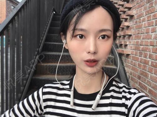 吃瓜主妇说娱乐圈的话,吃瓜主妇揭秘幕后真相 第2张 吃瓜主妇说娱乐圈的话,吃瓜主妇揭秘幕后真相 第2张
