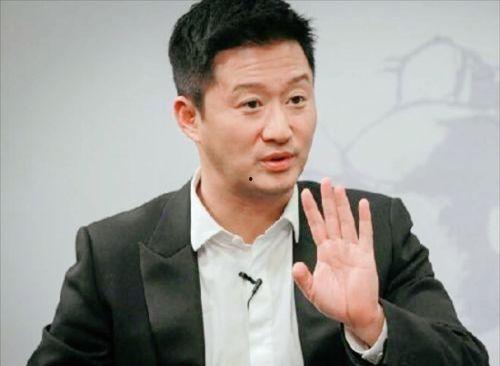 娱乐圈吃瓜吴京是谁,娱乐圈吃瓜达人,揭秘影视圈幕后风云  第3张 娱乐圈吃瓜吴京是谁,娱乐圈吃瓜达人,揭秘影视圈幕后风云  第3张