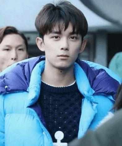 娱乐圈吃瓜爆料 吴磊,揭秘明星背后的故事  第3张 娱乐圈吃瓜爆料 吴磊,揭秘明星背后的故事  第3张