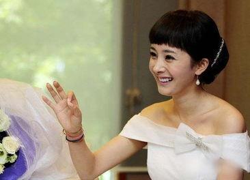 独舌娱乐谢娜吃瓜视频,娱乐圈幕后真相大揭秘  第3张