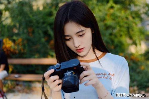 娱乐圈吃瓜鞠婧祎,娱乐圈的瓜田,她如何成为焦点?  第2张 娱乐圈吃瓜鞠婧祎,娱乐圈的瓜田,她如何成为焦点?  第2张