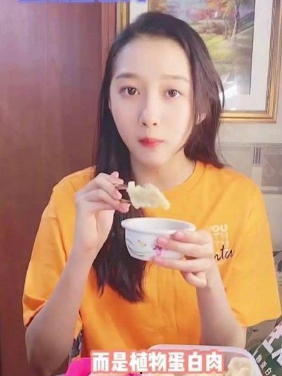 娱乐吃瓜酱网友小时候,揭秘网友童年趣事 第3张 娱乐吃瓜酱网友小时候,揭秘网友童年趣事 第3张