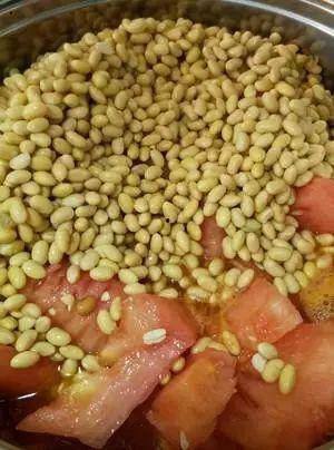 娱乐吃瓜酱地下室霉味,霉味背后的秘密 第3张 娱乐吃瓜酱地下室霉味,霉味背后的秘密 第3张