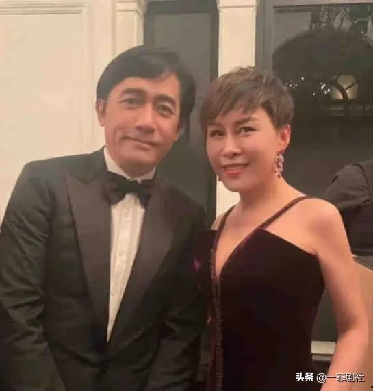 娱乐圈里的瓜越吃越多,揭秘明星背后的故事  第2张