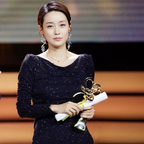 娱乐圈吃瓜女王是谁,揭秘幕后真相的神秘人物 第3张 娱乐圈吃瓜女王是谁,揭秘幕后真相的神秘人物 第3张